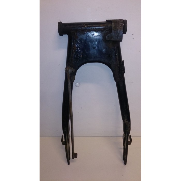 Kawasaki Z305 Achterbrug / swingarm Kawasaki Z305 Achterbrug / swingarm